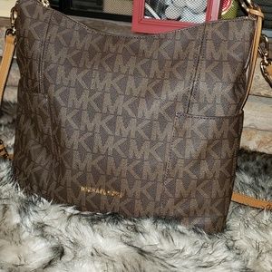 Michael Kors hobo bag